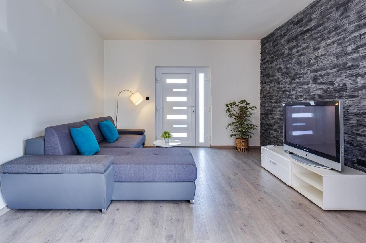 Apartment A & J Petrcane Ngoại thất bức ảnh